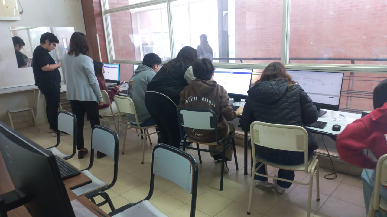 Visita territorial de la referente de Becas Progresar 
