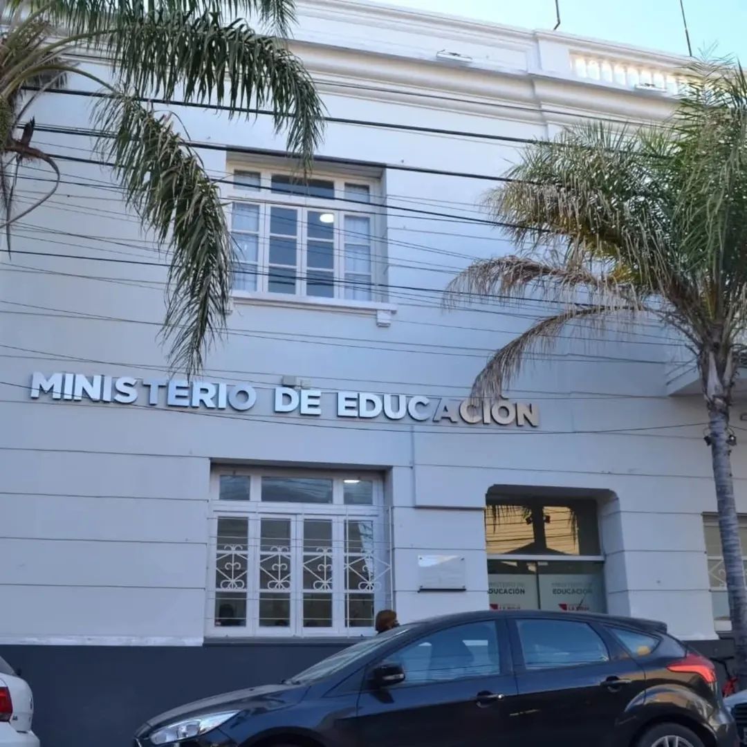 Ministerio de Educación La Rioja: Salario Familiar