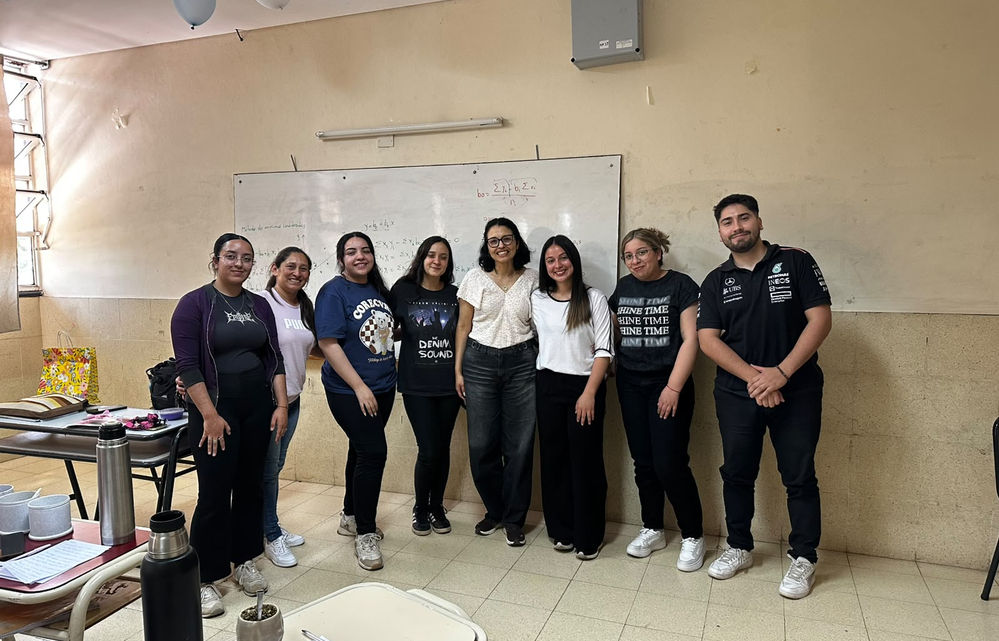 Vivenciar la Inclusión: Un enriquecedor diálogo sobre trayectorias educativas de personas con hipoacusia